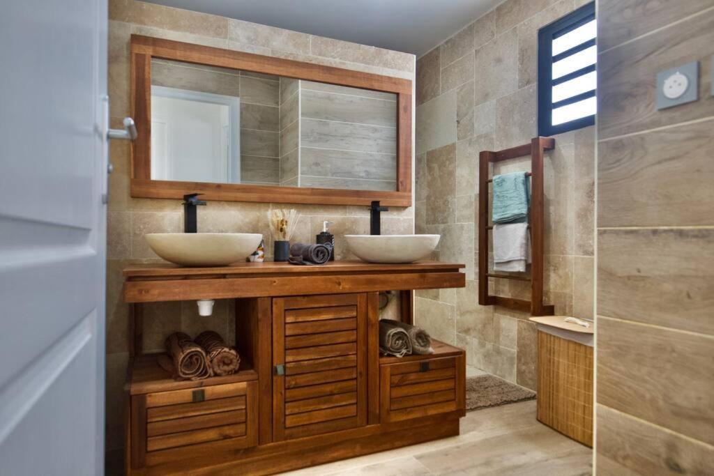 Villa Du Beau Vallon 2 Jacuzzi Privatif Et Piscine Chauffee Partagee Saint-Benoît Exteriör bild