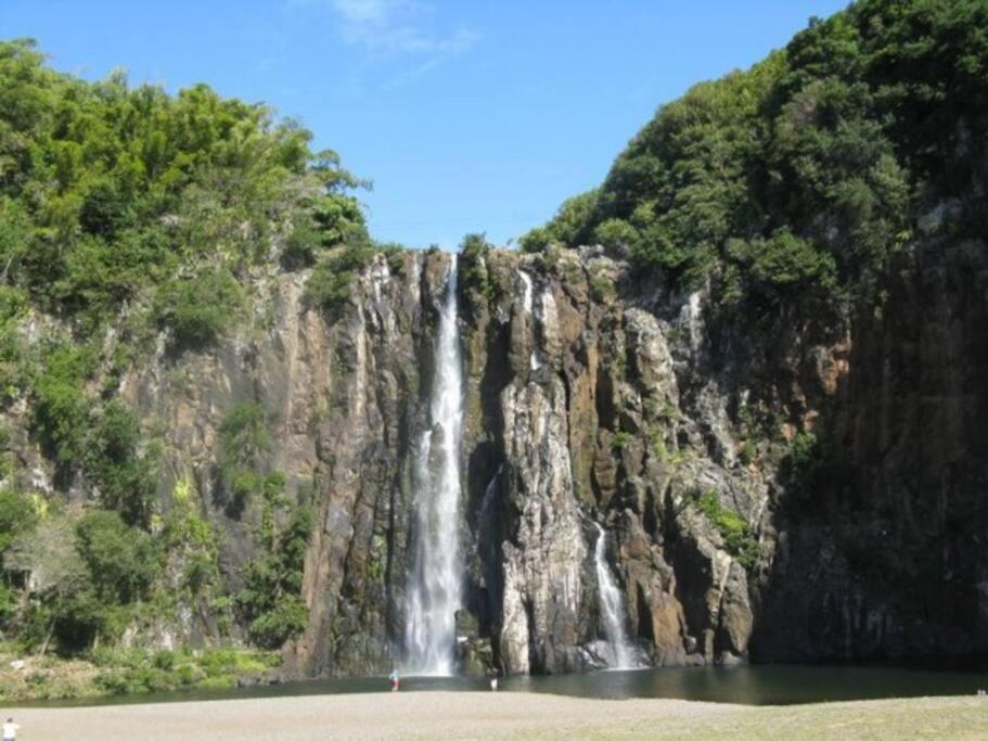 Villa Du Beau Vallon 2 Jacuzzi Privatif Et Piscine Chauffee Partagee Saint-Benoît Exteriör bild